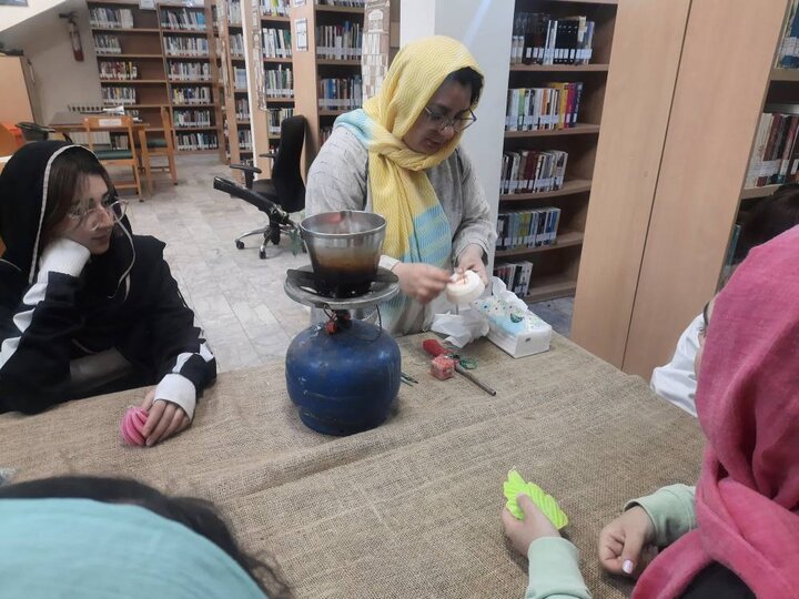 حمایت کتابخانههای استان مازندران از صاحبان بالغ بر ۷۰ کسبوکارِ کوچک