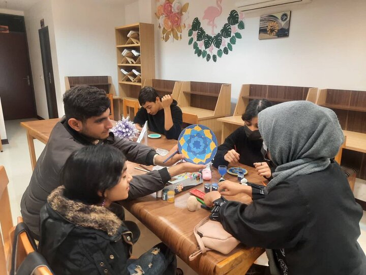 حمایت کتابخانههای استان مازندران از صاحبان بالغ بر ۷۰ کسبوکارِ کوچک