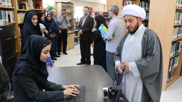 کتابخانه عمومی آیت اله فیض سرخهای بازگشایی شد