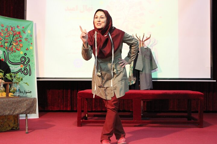 آشنایی با کتابداران فرهیخته نهاد منجر به تبادل تجربیات و آشنایی با قصههای جدید و زیبا شد