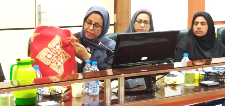 در دنیای امروز کتابخانه عمومی شتابدهنده بخش آموزشِ کسب و کار محور است