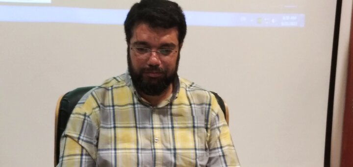 در دنیای امروز کتابخانه عمومی شتابدهنده بخش آموزشِ کسب و کار محور است