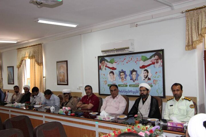 دیدار مدیرکل کتابخانههای عمومی کرمان با خیرین کتابخانه ساز و کتابداران شهرستان انار