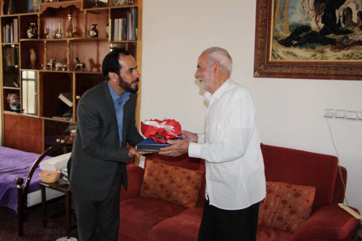 دیدار مدیرکل کتابخانه‌های عمومی کرمان با خیرین کتابخانه ساز و کتابداران شهرستان انار