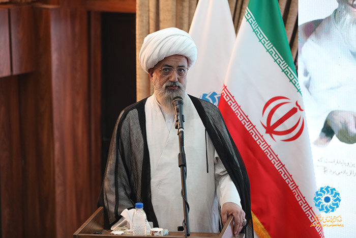 کتابداری، کارمندی نیست بلکه یک شغل مقدس است/ دو برابر شدن اعضای کتابخانههای عمومی از ابتدای دولت سیزدهم