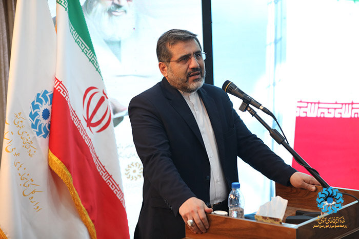 کتابداری، کارمندی نیست بلکه یک شغل مقدس است/ دو برابر شدن اعضای کتابخانههای عمومی از ابتدای دولت سیزدهم