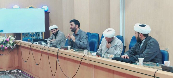 لزوم ایجاد کتابخانههای خانواده محور