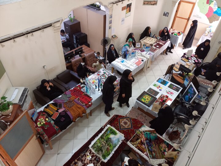 کتابخانههای عمومی باید فراتر از جغرافیای خود عمل کنند!