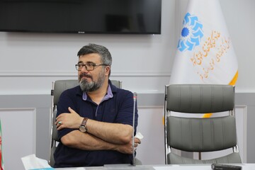 نشست نقد و بررسی کتاب «کودکستان آقا مرسل» در کتابخانه مرکزی قم