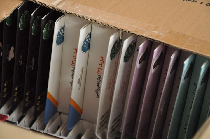 ۱۱ هزار و ۴۱۲ جلد کتاب به کتابخانههای عمومی گیلان اهدا شد