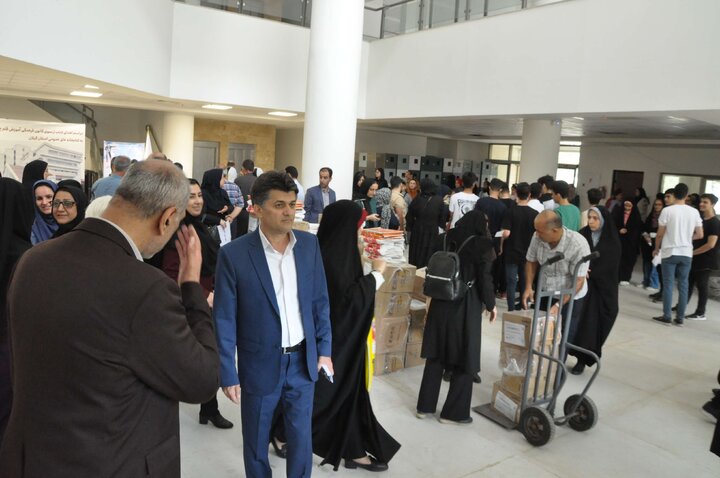 ۱۱ هزار و ۴۱۲ جلد کتاب به کتابخانههای عمومی گیلان اهدا شد