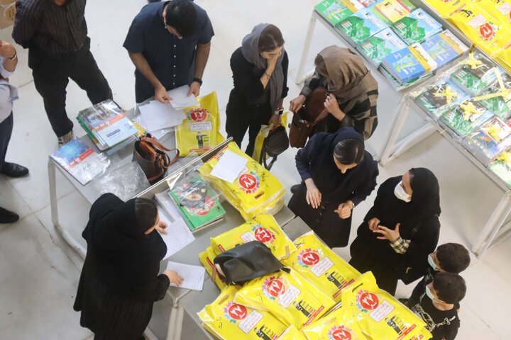 ۱۱ هزار و ۴۱۲ جلد کتاب به کتابخانههای عمومی گیلان اهدا شد