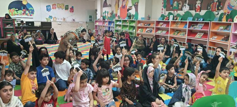 ویژهبرنامه «من غدیریام» در کتابخانه مرکزی سمنان اجرا شد