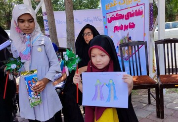 حضور فعال کتابخانه های عمومی آذربایجان شرقی در مسیر راهپیمایی عید غدیرخم