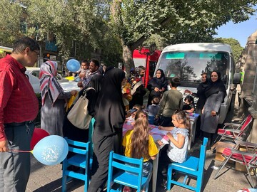 حضور فعال کتابخانه های عمومی آذربایجان شرقی در مسیر راهپیمایی عید غدیرخم