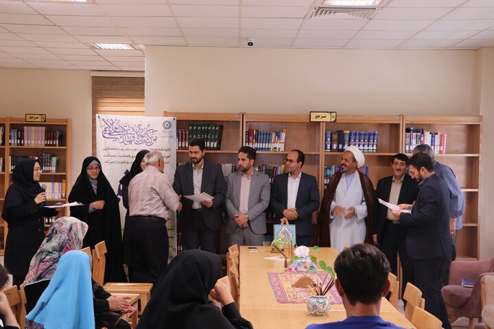 ویژهبرنامه «مینای قلم» در شهرستان بهار برگزار شد