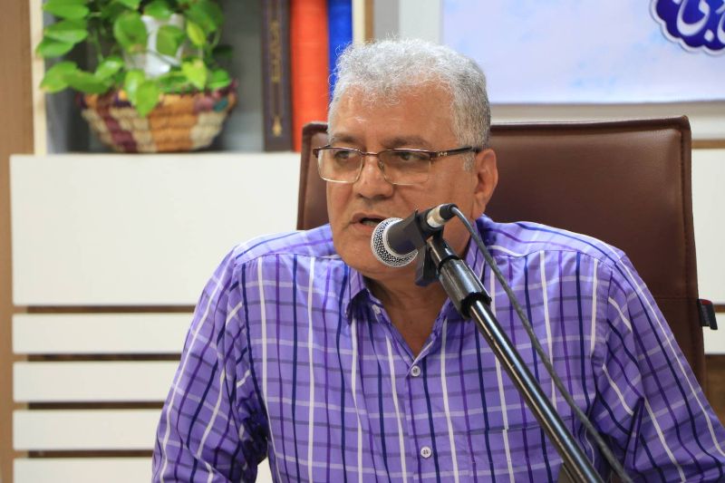 غزلهای «لیوان شبها» بازتاب جهان معاصر است