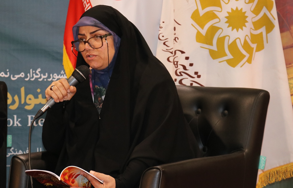 محفل شعر «مثل صدف» به همت محفل ادبی رواق ادب اداره کل کتابخانههای عمومی برگزار شد