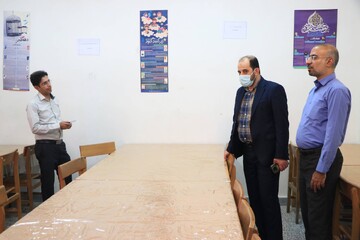 بازدید مدیرکل کتابخانه‌های عمومی هرمزگان از کتابخانه روستایی فرهیختگان ایسین بندرعباس