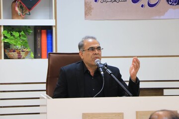 نشست ادبی محفل صبا پیرامون شعر آیینی در هرمزگان