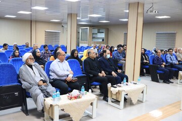 نشست ادبی محفل صبا پیرامون شعر آیینی در هرمزگان