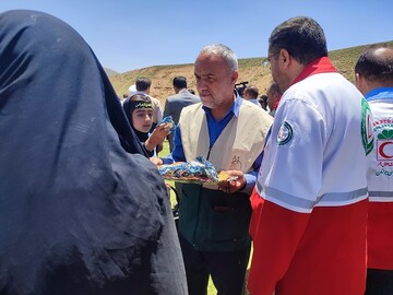 برگزاری اردوی جهادی سفیران دانایی رضوی در چهارمحال و بختیاری با حضور کتابداران، خادمیاران رضوی و داوطلبان جمعیت هلال احمر 