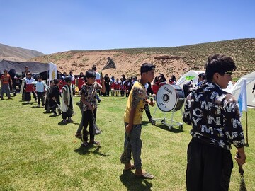 برگزاری اردوی جهادی سفیران دانایی رضوی در چهارمحال و بختیاری با حضور کتابداران، خادمیاران رضوی و داوطلبان جمعیت هلال احمر 