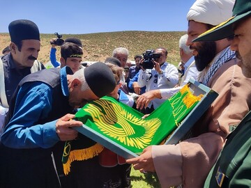 برگزاری اردوی جهادی سفیران دانایی رضوی در چهارمحال و بختیاری با حضور کتابداران، خادمیاران رضوی و داوطلبان جمعیت هلال احمر 