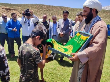 برگزاری اردوی جهادی سفیران دانایی رضوی در چهارمحال و بختیاری با حضور کتابداران، خادمیاران رضوی و داوطلبان جمعیت هلال احمر 