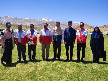 برگزاری اردوی جهادی سفیران دانایی رضوی در چهارمحال و بختیاری با حضور کتابداران، خادمیاران رضوی و داوطلبان جمعیت هلال احمر 