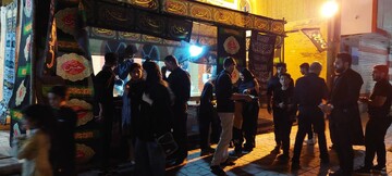 برپایی ایستگاه صلواتی در کتابخانه عمومی آیت الله کفعمی