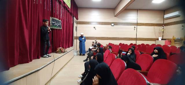  میهمانان کوچک امام حسین(ع) در کتابخانه عمومی علامه محمدتقی ایوانکی عزاداری می‌کنند
