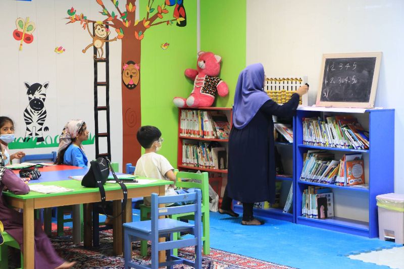 کتابداران مانند معلمان، عاشقانه به جامعه خدمت می‌کنند 