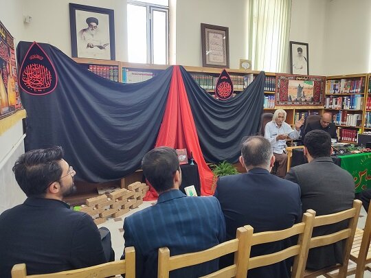 چهارمحال و بختیاری کانون جدی شعر آیینی است