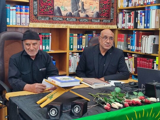 چهارمحال و بختیاری کانون جدی شعر آیینی است