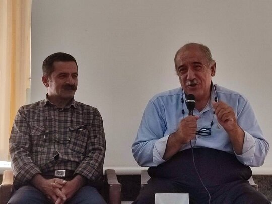 اشعار گویشی، کتابخانه تنوع فرهنگی ما محسوب میشوند