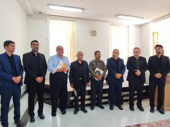 اشعار گویشی، کتابخانه تنوع فرهنگی ما محسوب میشوند