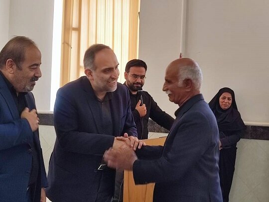 اشعار گویشی، کتابخانه تنوع فرهنگی ما محسوب میشوند