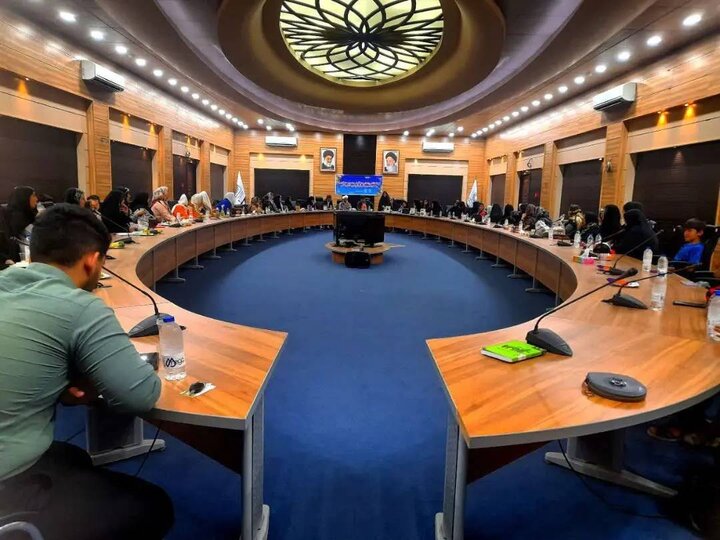 کارگاه آموزشی آشنایی با مفاهیم کارآفرینی ویژه بانوان برگزار شد