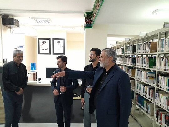 بازدید وزیر کار، تعاون و رفاه اجتماعی از کتابخانه ولی‌عصر(عج) شهر باباحیدر