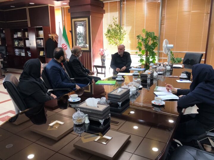 دیدار مدیرکل کتابخانه های عمومی با استاندار تهران