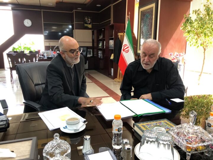 دیدار مدیرکل کتابخانه های عمومی با استاندار تهران