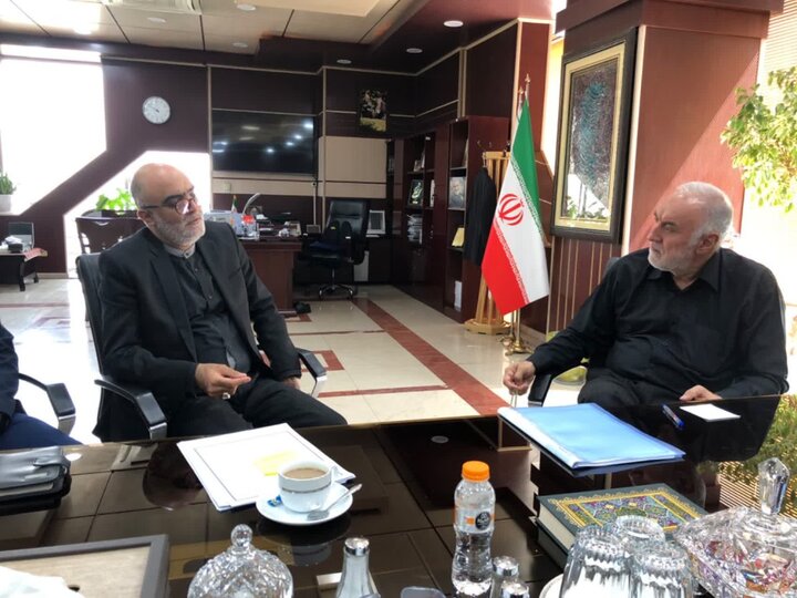 دیدار مدیرکل کتابخانه های عمومی با استاندار تهران