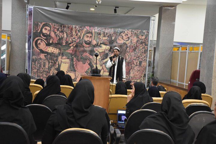 کارگاه آموزشی نقالی و پرده خوانی ویژه کتابداران در کتابخانه مرکزی تبریز 