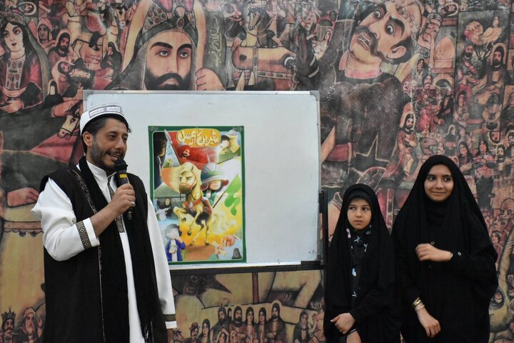 کارگاه آموزشی نقالی و پرده خوانی ویژه کتابداران در کتابخانه مرکزی تبریز