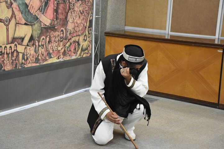 کارگاه آموزشی نقالی و پرده خوانی ویژه کتابداران در کتابخانه مرکزی تبریز 