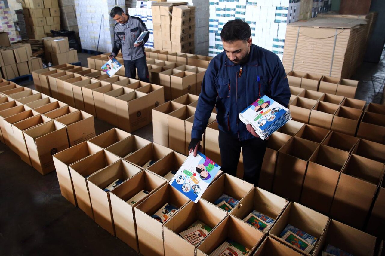 ۱۳۵ هزار نسخه «کتاب کودک و نوجوان» در راه کتابخانههای عمومی کشور است