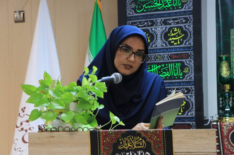 برپایی حسینیه کتاب در ایام شهادت امام حسین (ع)