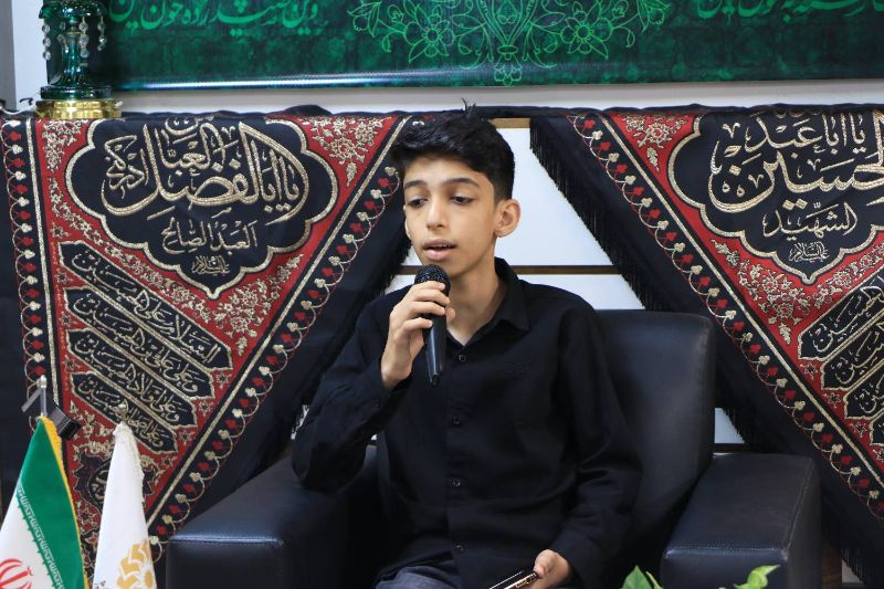 برپایی حسینیه کتاب در ایام شهادت امام حسین (ع)