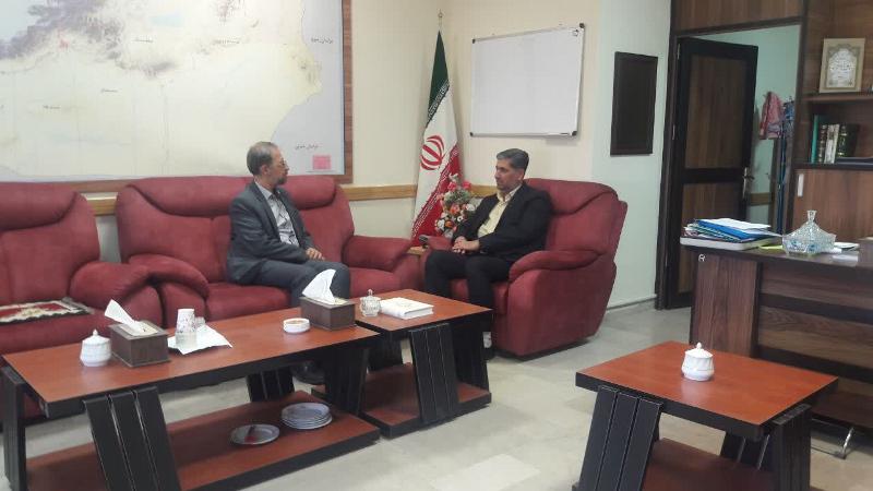 کتابخانه عمومی سیار وسیلهای برای تأمین نیازهای مطالعاتی مردم با کمترین هزینه